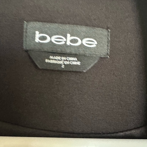 BEBE: black blazer - Size 2 - Picture 4 of 6